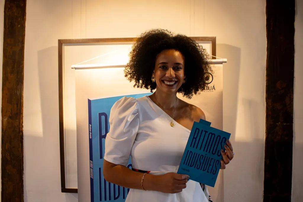 Marianense Dreisse Drielle lança Ritmos Invisíveis