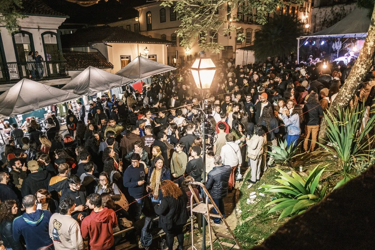 Sextas Abertas leva oficinas e shows ao Antônio Dias