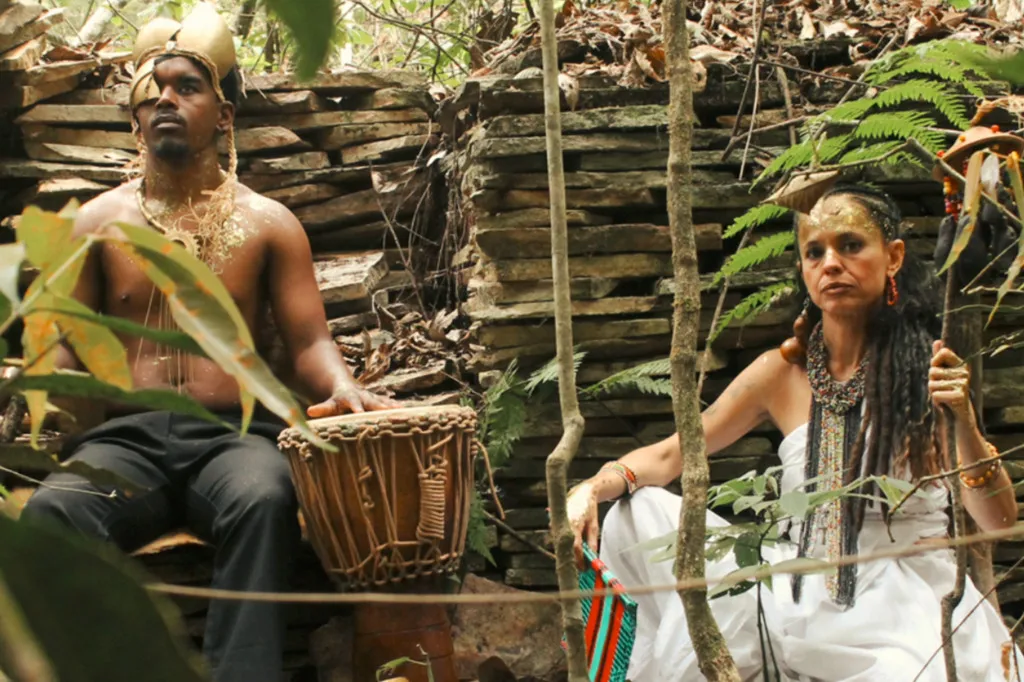 Videoclipe "Ouro" denuncia impactos da mineração em Mariana