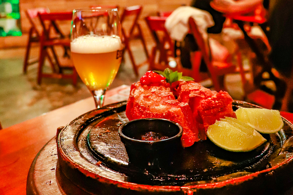 Point 07 traz o clássico Toucinho de Rolo Empanado no Botecando