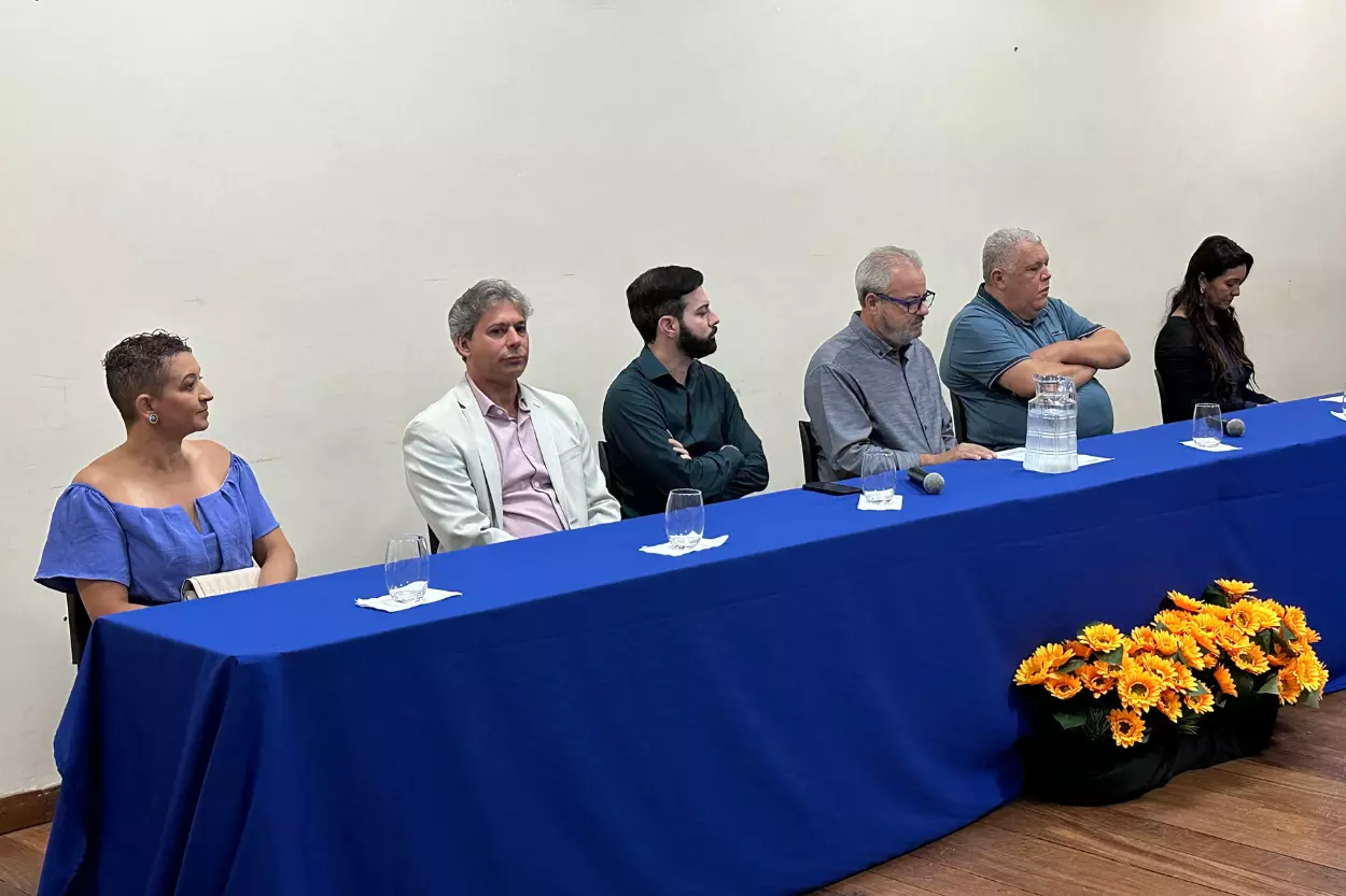 Diretores e vice-diretores são empossados na rede municipal de Mariana