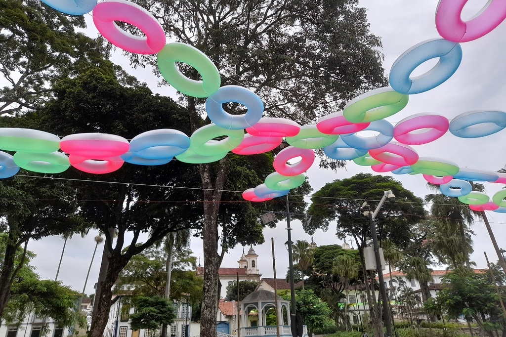 A Arte de Flutuar no Carnaval