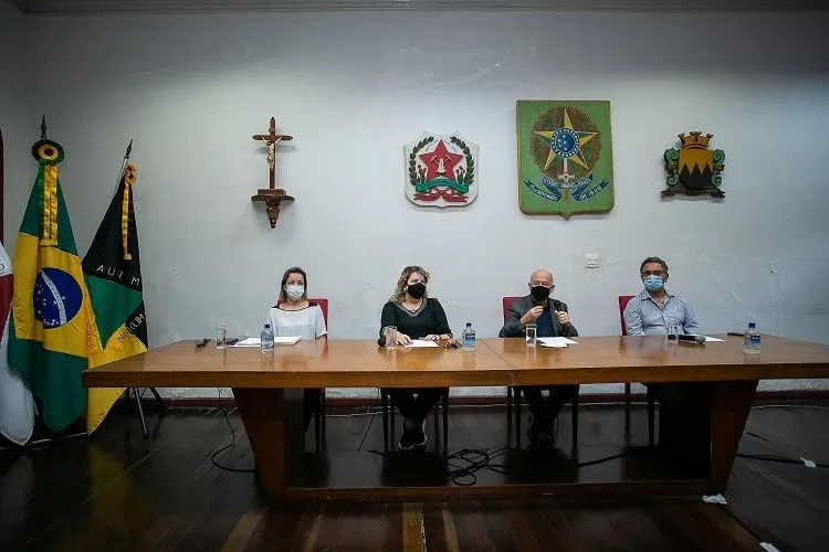 Ouro Preto adere à onda roxa