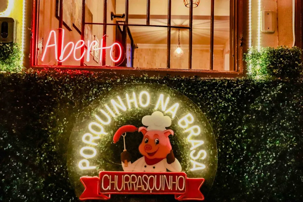 Porquinho na Brasa vem de coração aberto e maçã de peito