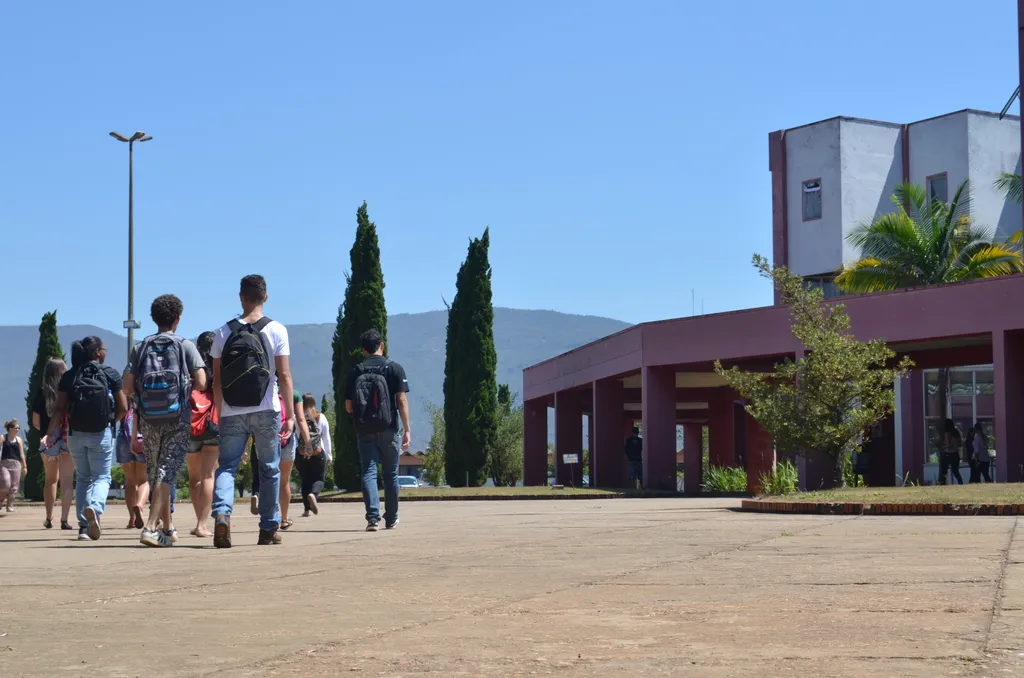 UFOP abre 3 mil vagas com novo campus e cursos de IA