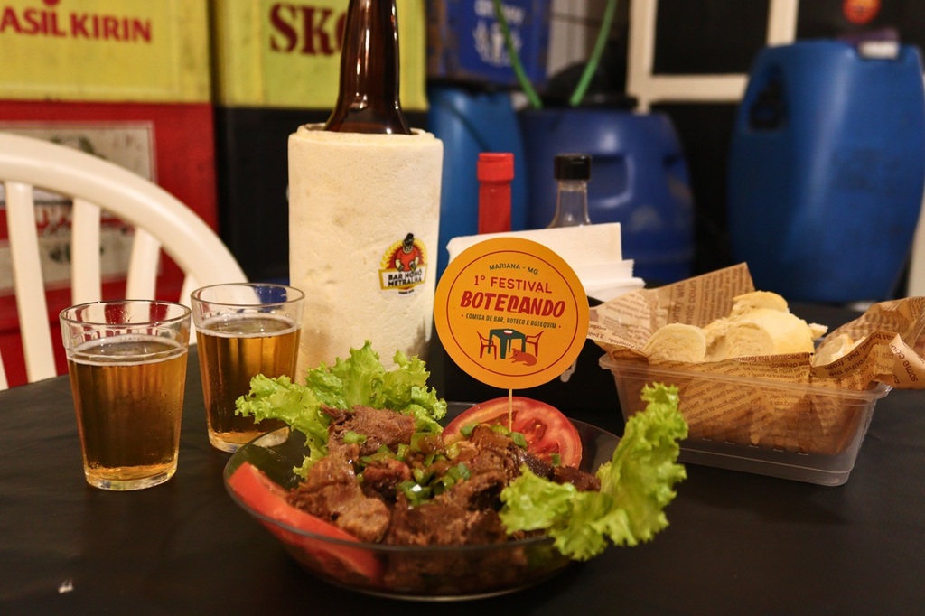 Nonô Metralha mantém viva a essência dos botecos clássicos