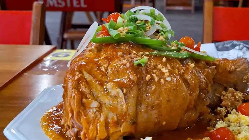 Joelho do Carlão: Sabor e Tradição na mesa do 1º Botecando