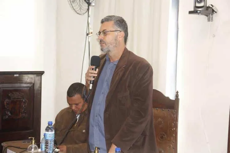 “Já tive dúvidas se o prefeito queria tirar a Saneouro”, diz vereador de Ouro Preto