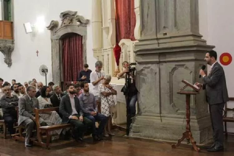 Cerimônia de assinatura de convênio para restauração da Igreja de São Francisco e do Casarão do Conde de Assumar