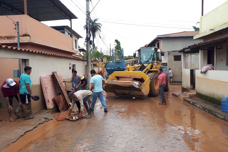 Força-tarefa se formou em Amarantina. Foto: Marcelo Sena/Agência Primaz