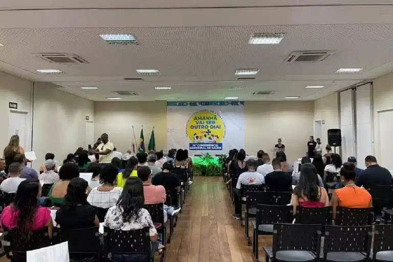 Boa participação de trabalhadores da saúde e representantes da sociedade civil na 14ª Conferência Municipal da Saúde