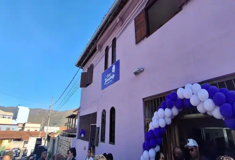 Fachada da 1ª Casa da Juventude, inaugurada em Ouro Preto