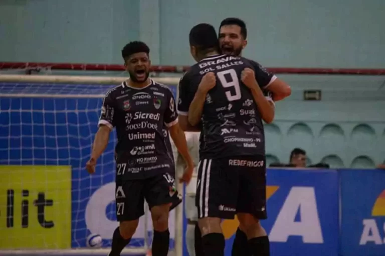 Com a vitória sobre o Apodi Futsal (RN), a equipe do Acel Chopinzinho (PR) garantiu classificação como primeira colocada do Grupo B, com uma rodada de antecedência