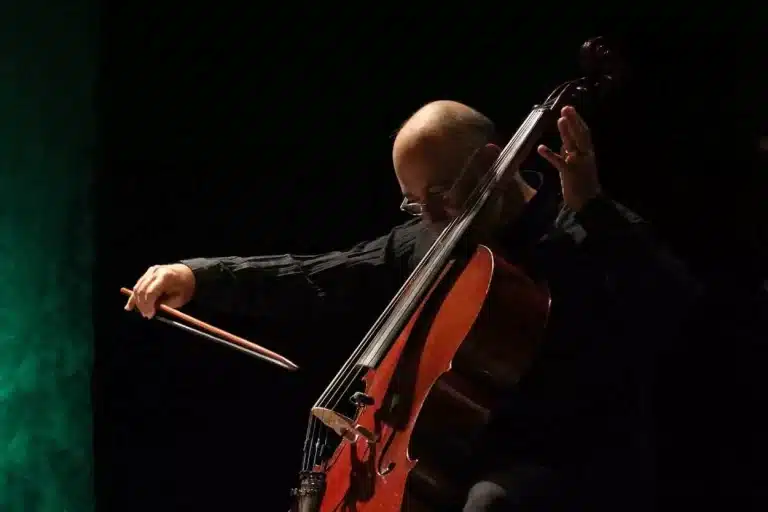 Jaques Morelenbaum representa a música instrumental na diversidade de gêneros do "Sons do Brasil"